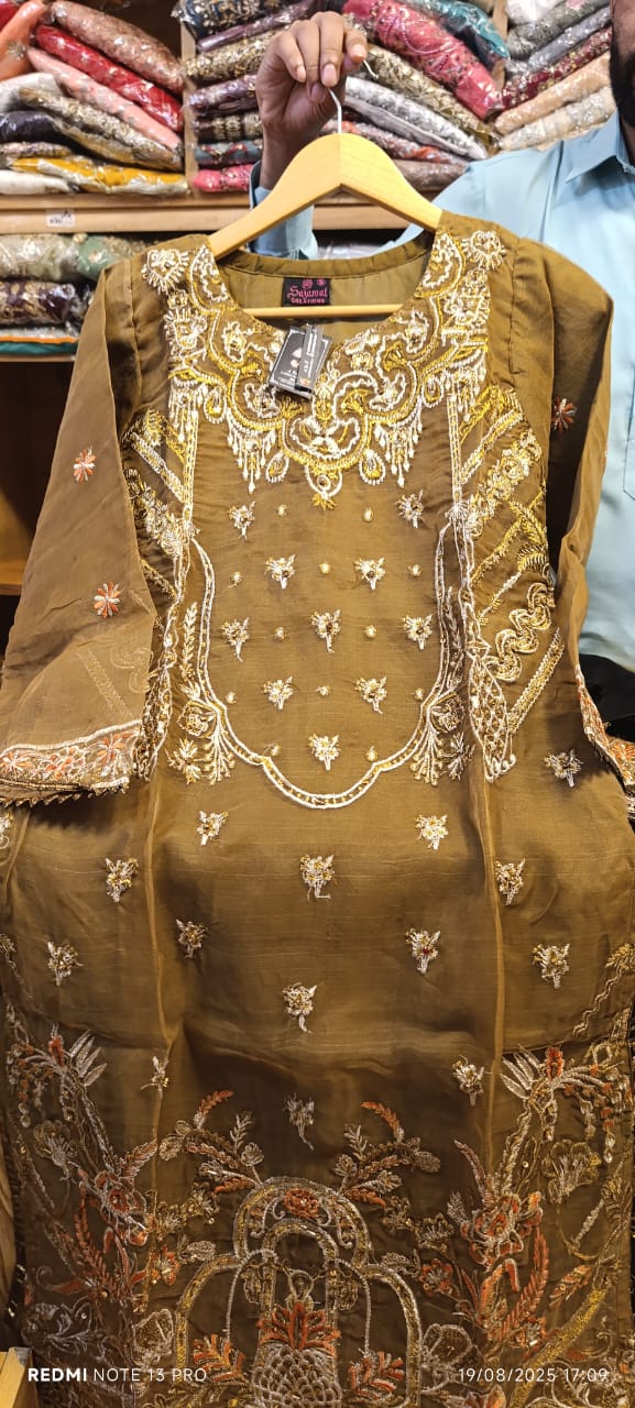 Fancy Shirt Capry 3pc Suit