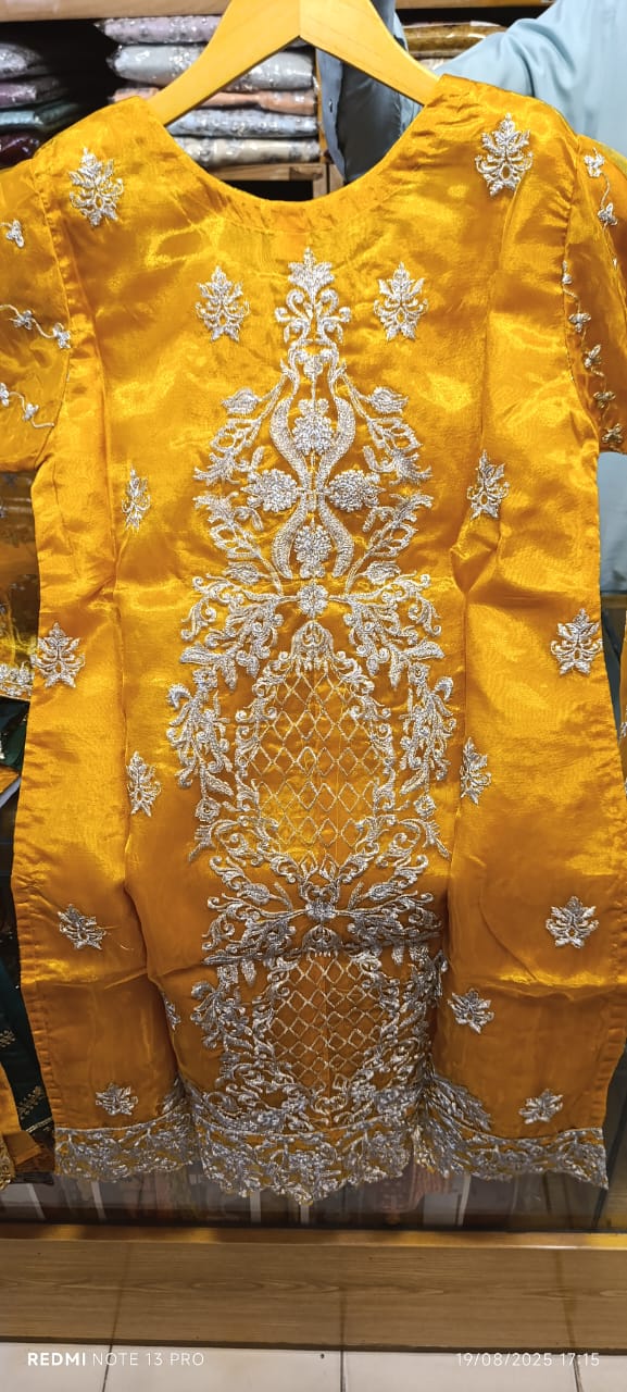 Fancy Shirt Capry 3pc Suit